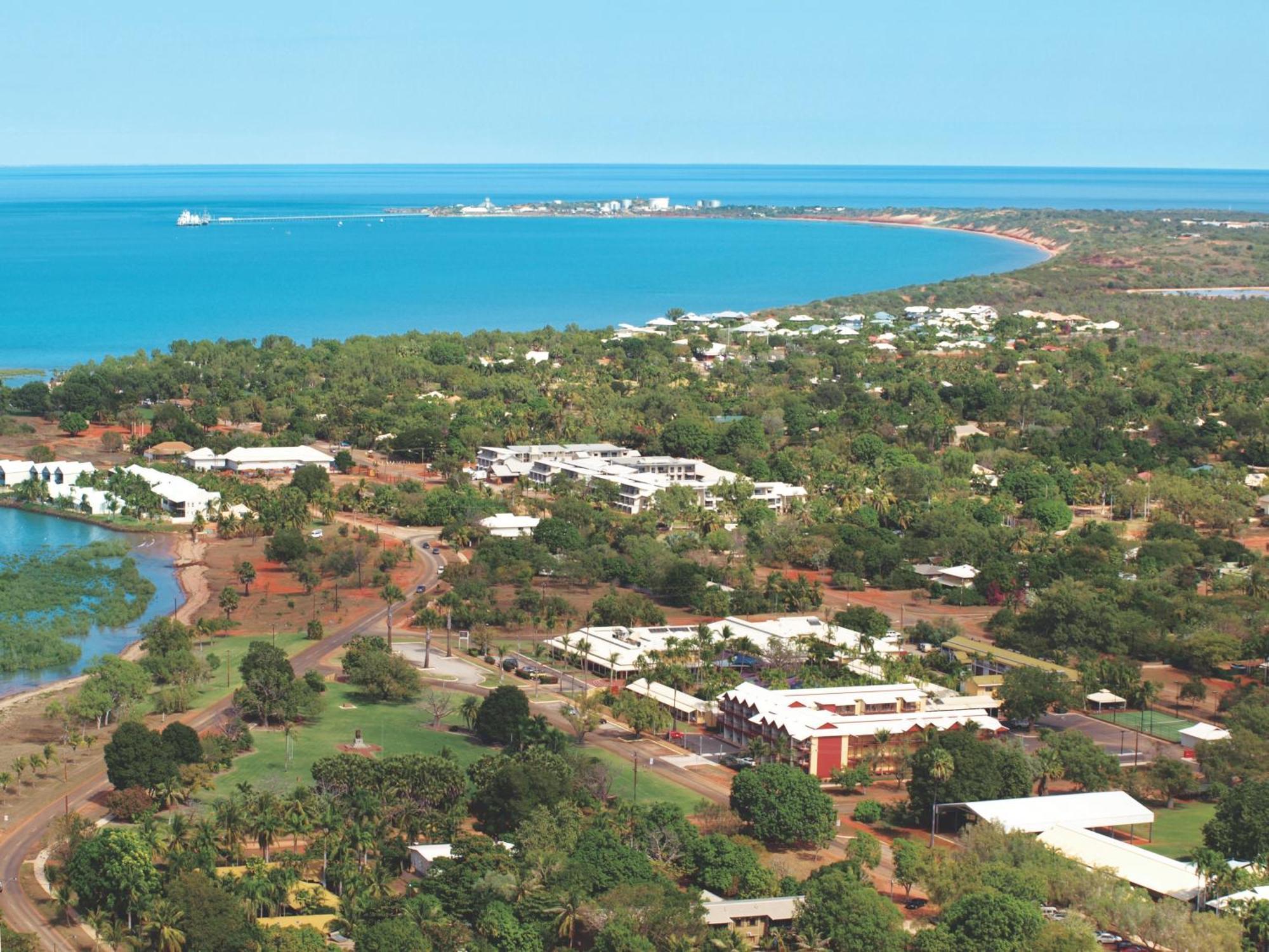 Oaks Broome Hotel Exterior photo